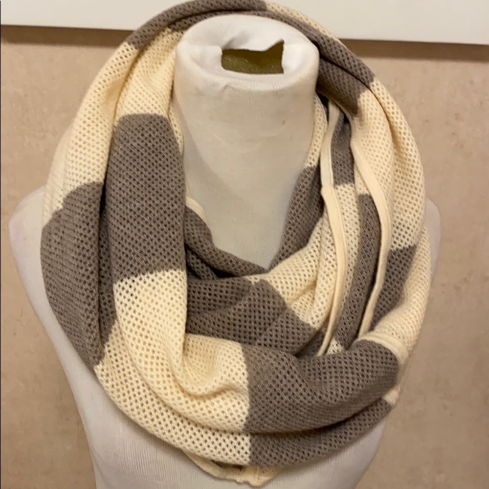 Lululemon Infinity Scarf